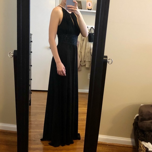 Floor-Length Beaded Waist Keyhole Back Dress - Picture 2 of 5